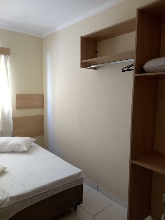 Acomodacoes Silvestre Apartment Taubate Exterior photo
